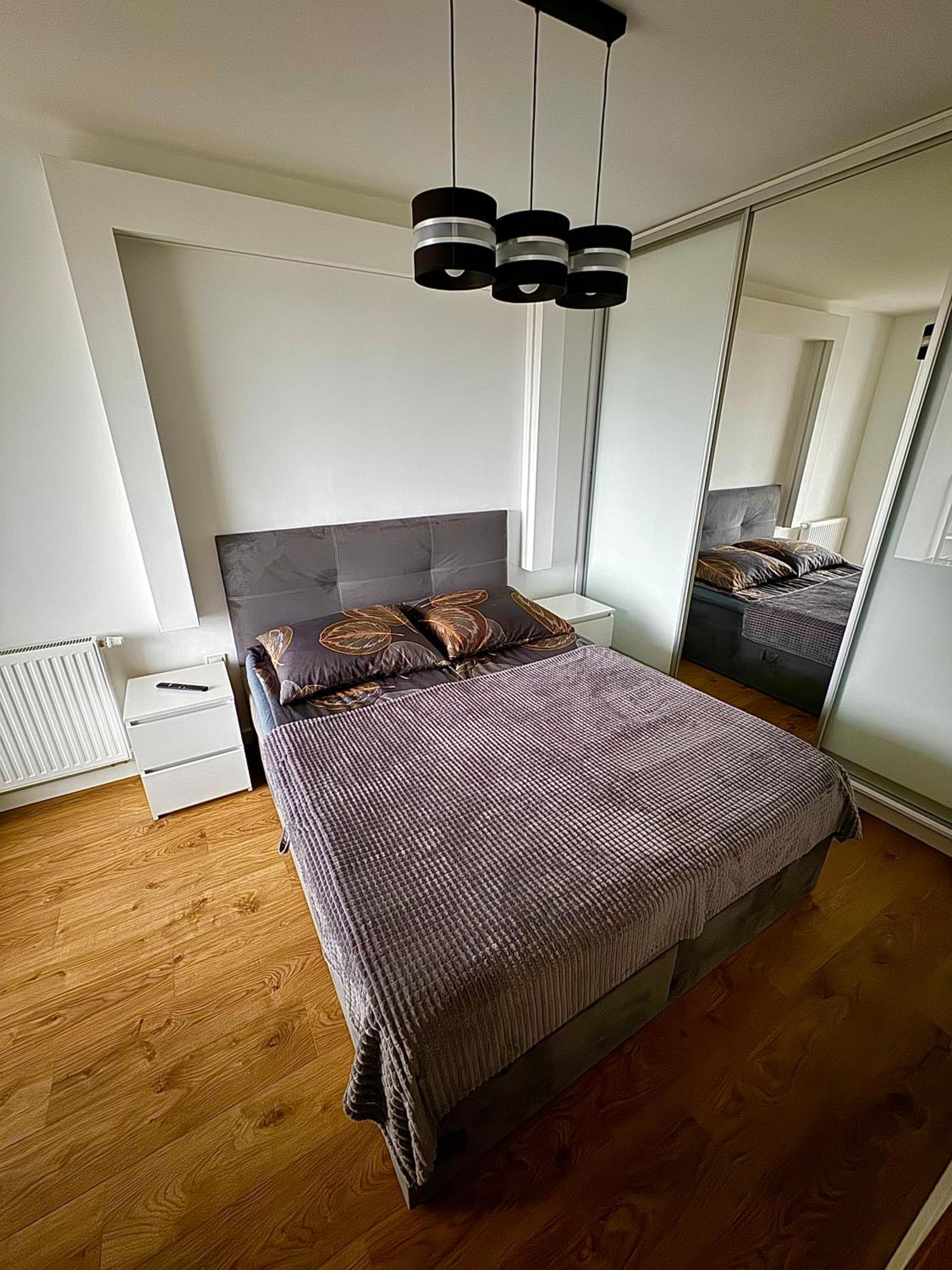 Apartment Jurajska Plaza - Nowoczesny Z Osobna Sypialnia, Parking Gratis - *